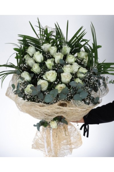 Beyaz Gül Zarafeti Buketi Beyaz Gül Zarafeti Buketi