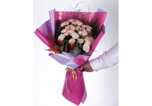 Zarif Pembe Gül Buketi