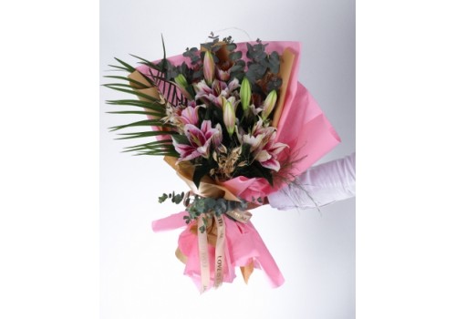 Zarif Pembe Lilyum Buketi