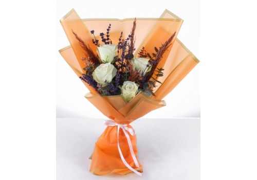 Beyaz Gül ve Lavanta Buketi | Şık ve Zarif Hediye Seçeneği