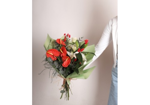 Zarif Dokunuş Çiçek Buketi